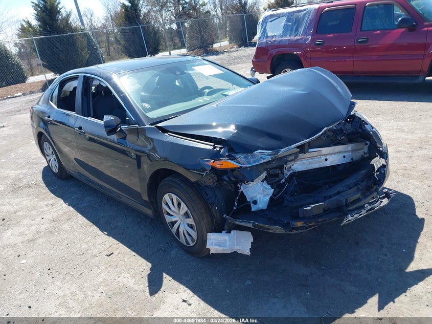 2022 Toyota Camry Le Hybrid