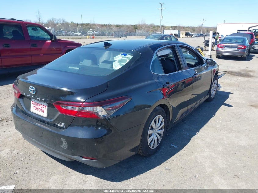 2022 Toyota Camry Le Hybrid