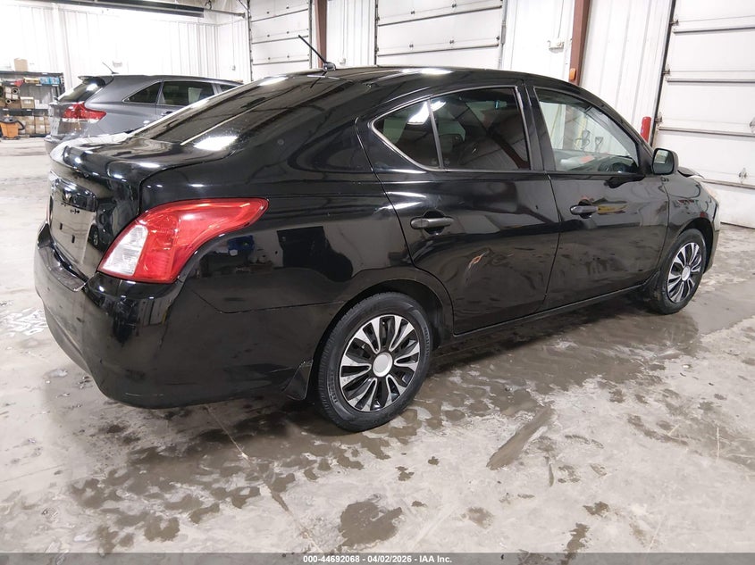 2015 Nissan Versa 1.6 S