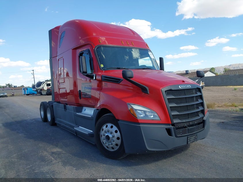 2020 FREIGHTLINER NEW CASCADIA 126
