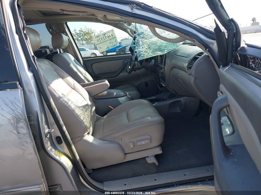 2001 Toyota Sequoia Limited V8