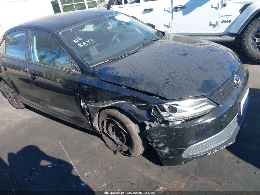 2013 VOLKSWAGEN JETTA 2.0L S