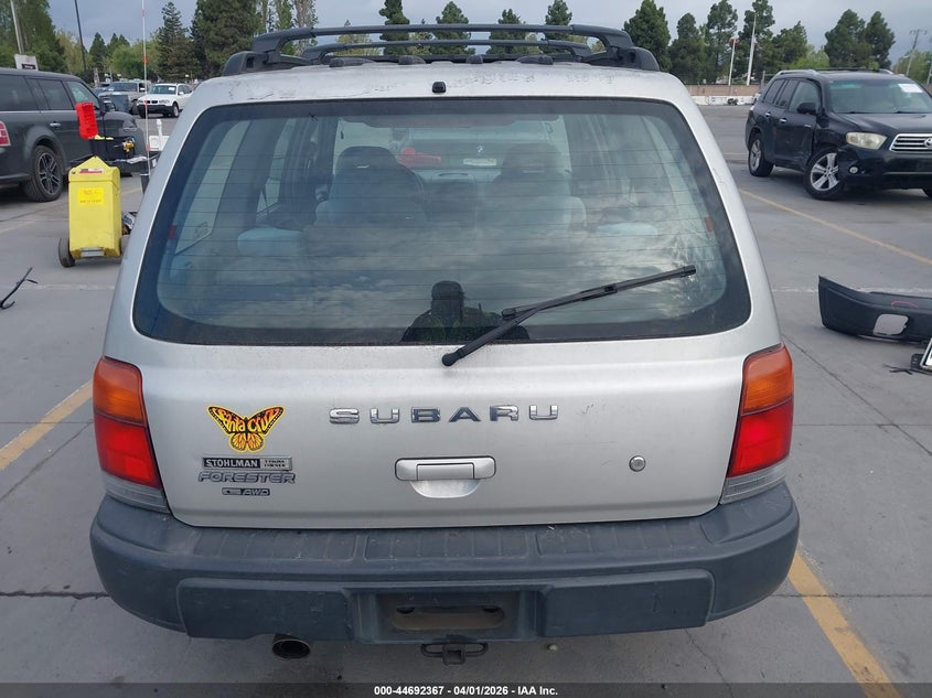 2000 Subaru Forester L VIN: JF1SF6358YH729870 Lot: 44692367