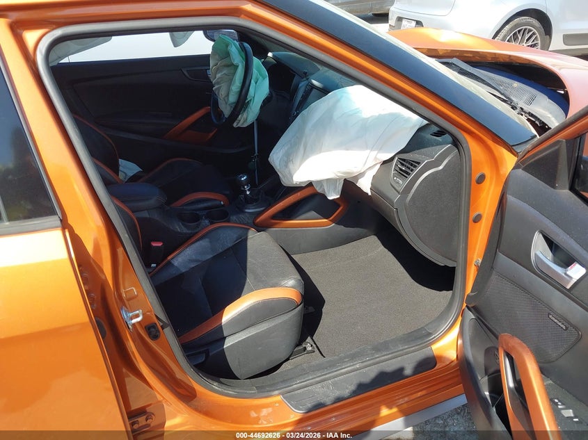 2016 Hyundai Veloster Turbo