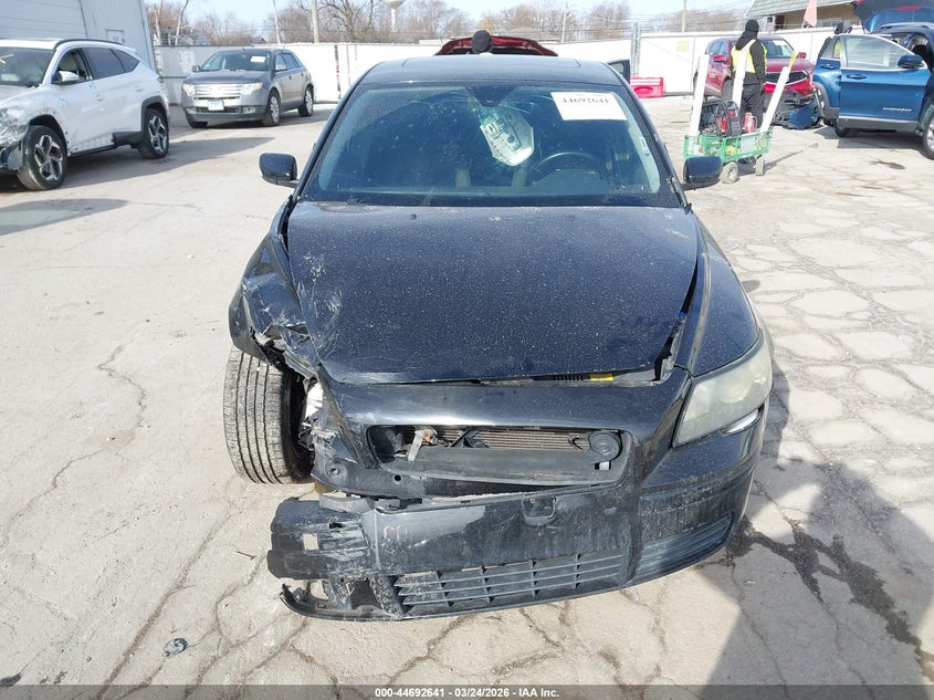 2005 Volvo S40 2.4I VIN: YV1MS382252104644 Lot: 44692641