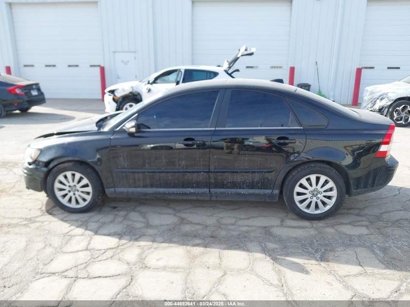 2005 Volvo S40 2.4I VIN: YV1MS382252104644 Lot: 44692641