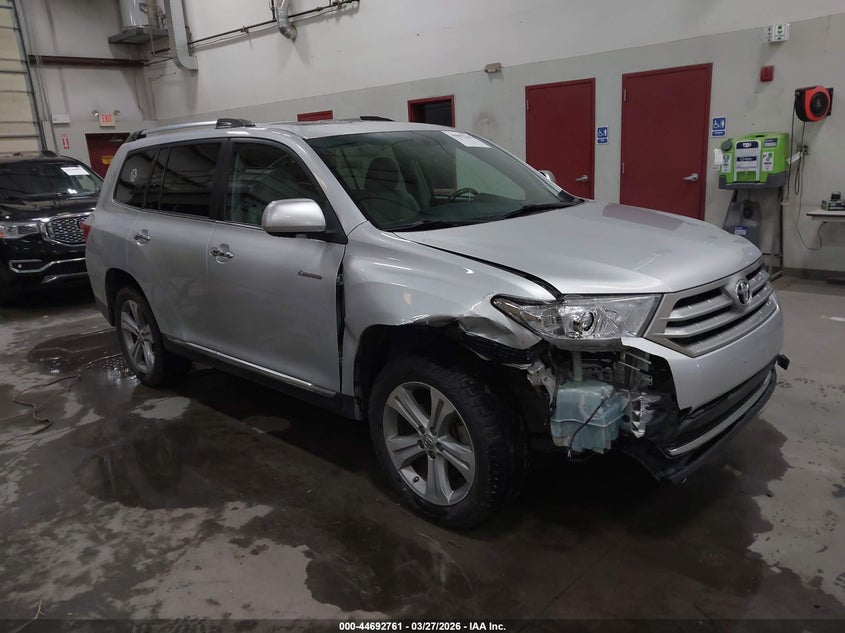 2013 Toyota Highlander Limited V6