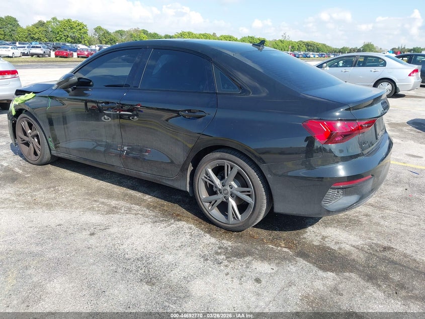 Vin: wauaudgyxra006341, lot: 45189887, audi a3 premium 40 tfsi front-wheel drive s tronic 20243