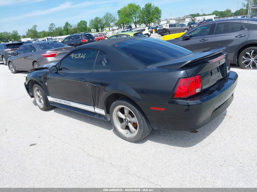 2000 Ford Mustang