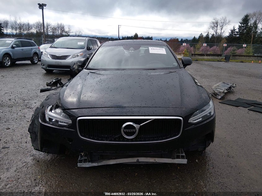 2020 Volvo S90 T6 Momentum VIN: LVYA22MK4LP175457 Lot: 44692932