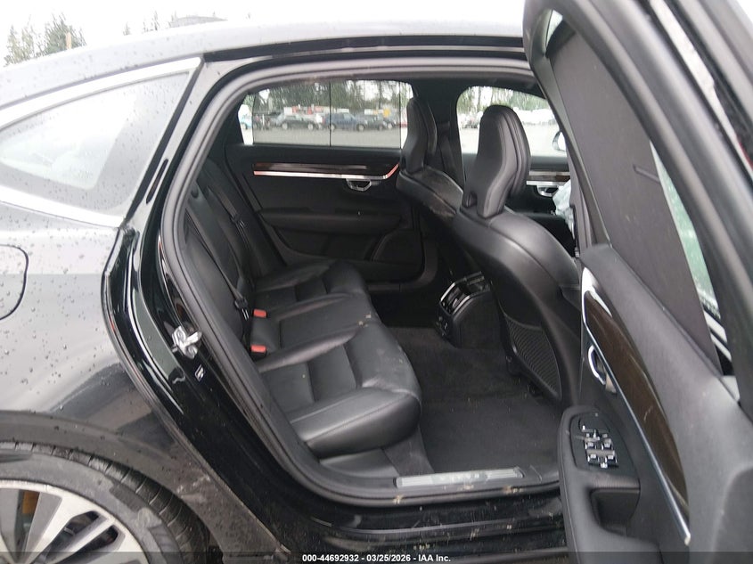 2020 Volvo S90 T6 Momentum VIN: LVYA22MK4LP175457 Lot: 44692932