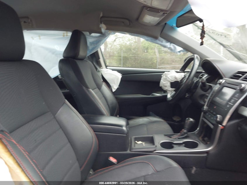 2016 Toyota Camry Se