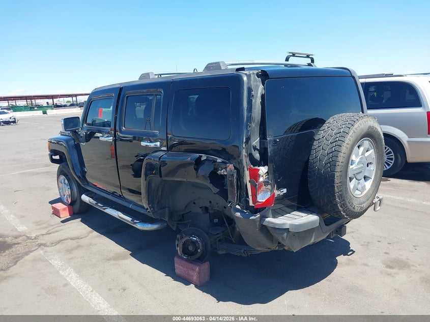 2006 HUMMER H3 SUV · Фото 3