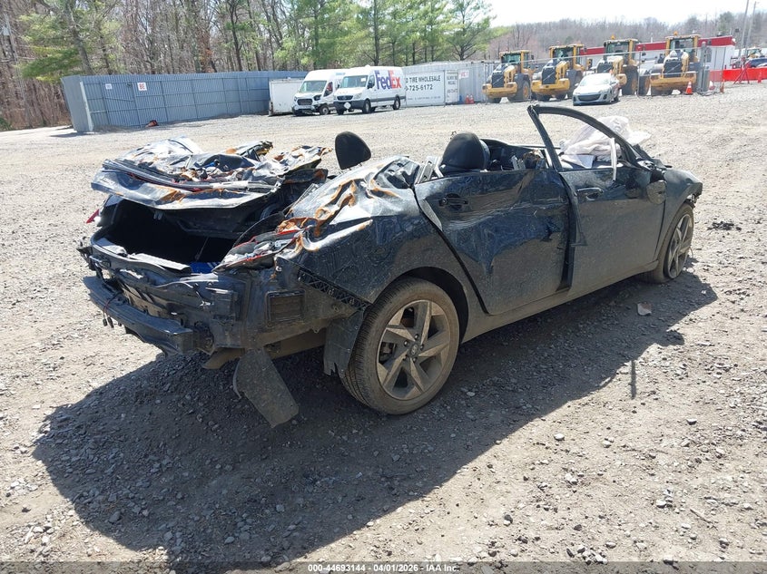 2022 Hyundai Elantra Sel