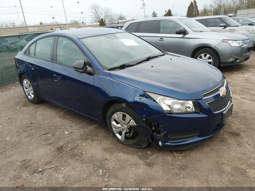 2013 CHEVROLET CRUZE LS AUTO
