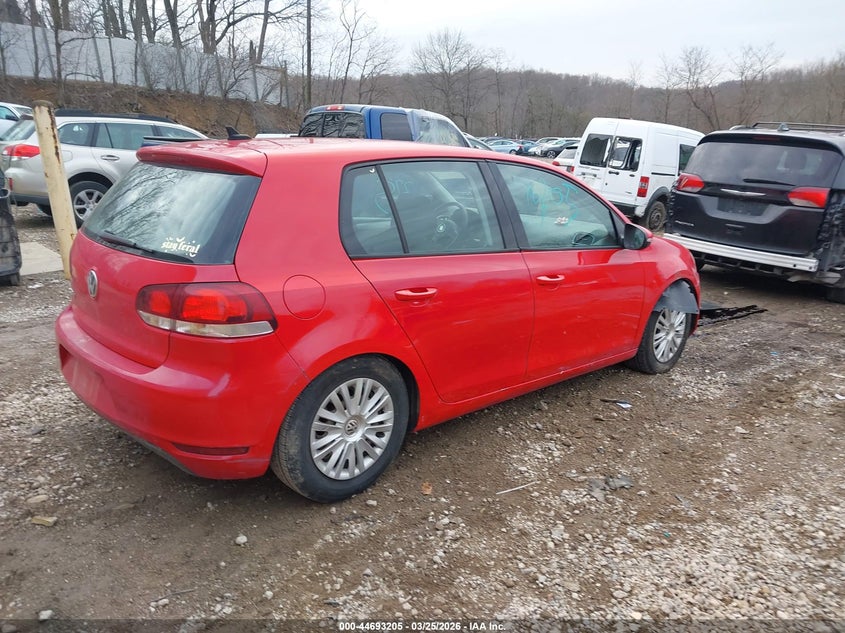 2012 Volkswagen Golf 2.5L 4-Door