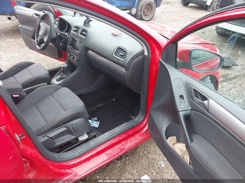 2012 Volkswagen Golf 2.5L 4-Door