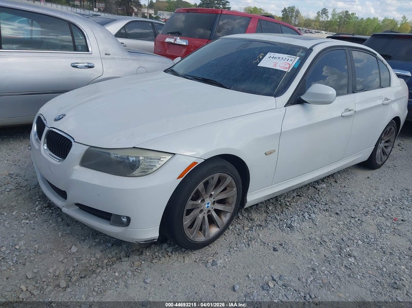 Vin: wbaph7c56be681694, lot: 45190332, bmw 328i 20112