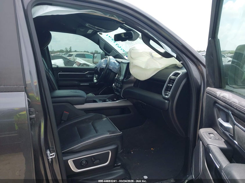 2020 Ram 1500 Laramie 4X2 5'7 Box