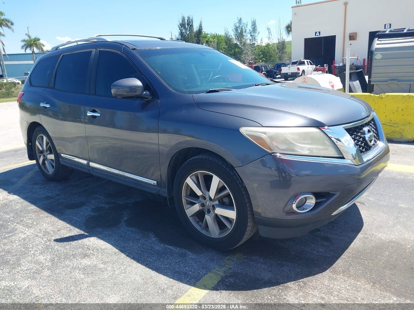 2013 Nissan Pathfinder Platinum