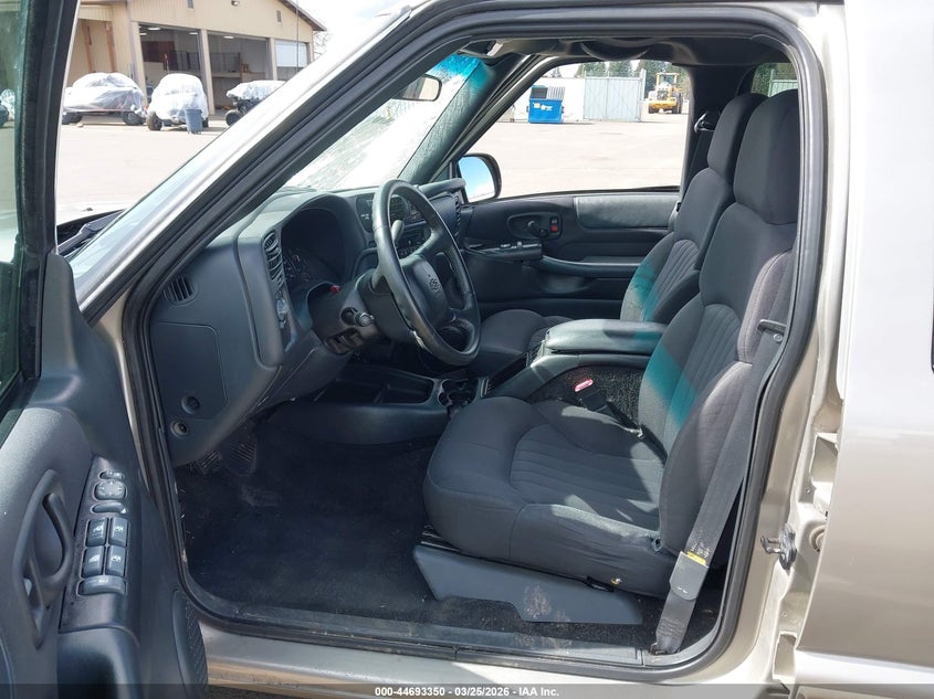 2003 Chevrolet Blazer Ls