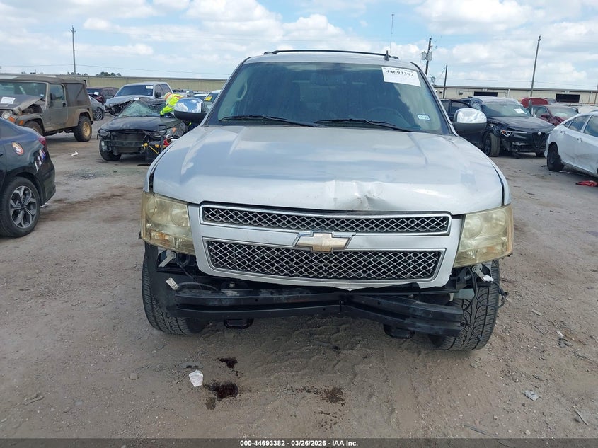 2011 Chevrolet Tahoe Lt VIN: 1GNSCBE05BR120807 Lot: 44693382