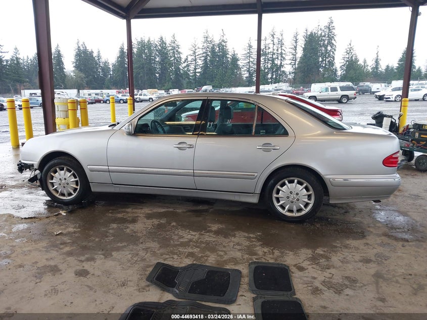 2001 Mercedes-Benz E 320 VIN: WDBJF65J91B302382 Lot: 44693418