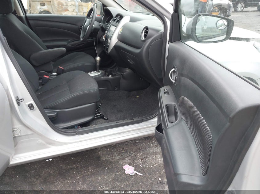 2019 Nissan Versa 1.6 Sv