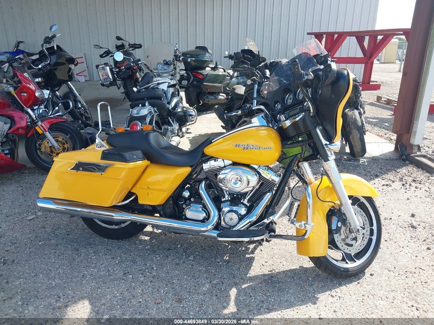 2013 Harley-Davidson Flhx Street Glide VIN: 1HD1KBM12DB621777 Lot: 44693849