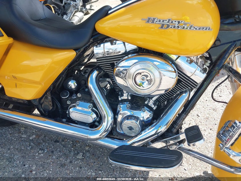 2013 Harley-Davidson Flhx Street Glide VIN: 1HD1KBM12DB621777 Lot: 44693849