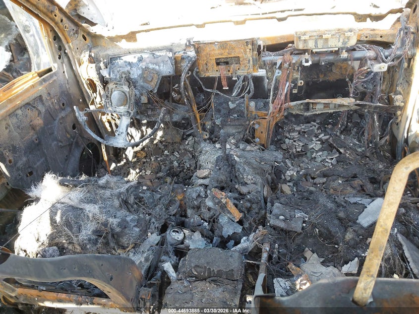 2025 TOYOTA TACOMA 2.4L I-4 DI, DOHC, V(VIN: 3TMLB5JN3SM136329