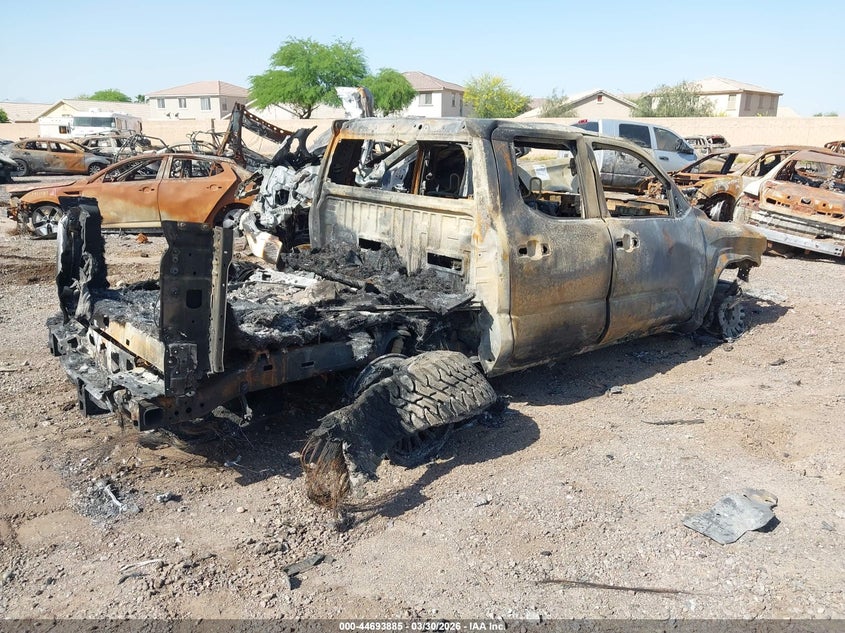 2025 TOYOTA TACOMA auction photo 4