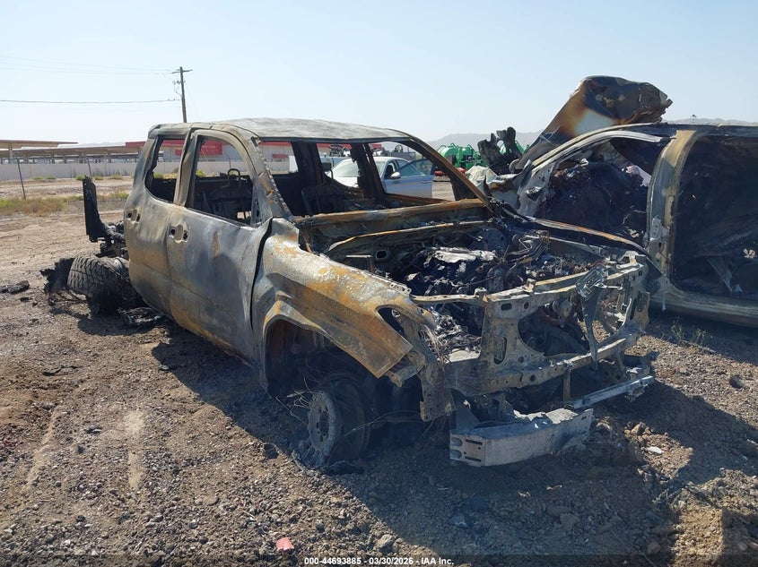 2025 TOYOTA TACOMA auction photo 6