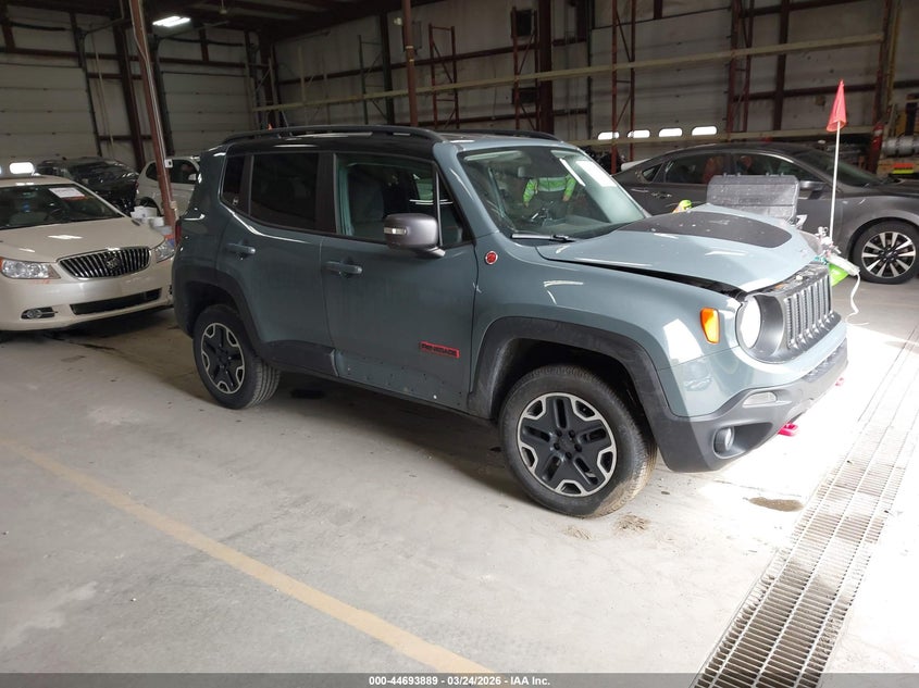 2017 Jeep Renegade Trailhawk 4X4