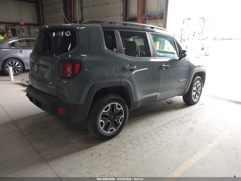 2017 Jeep Renegade Trailhawk 4X4
