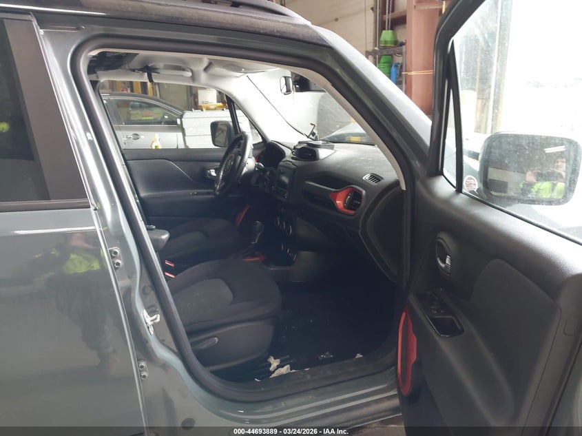 2017 Jeep Renegade Trailhawk 4X4