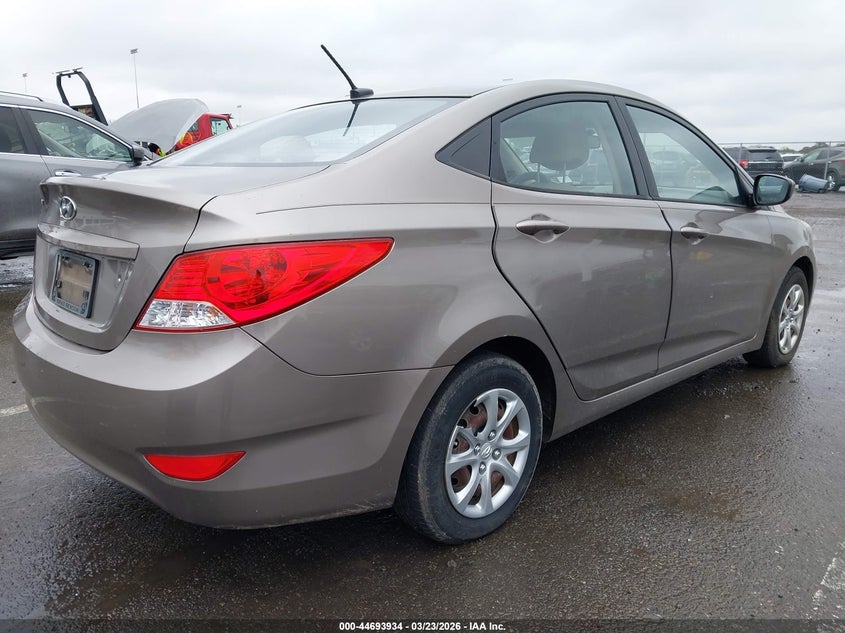2013 Hyundai Accent Gls