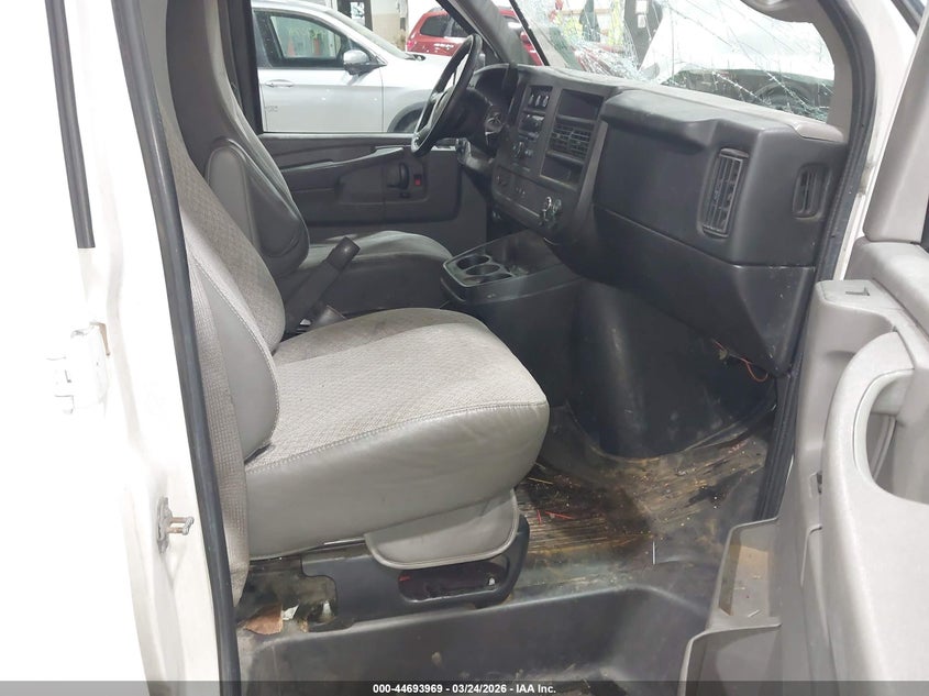2012 GMC Savana 2500 Work Van