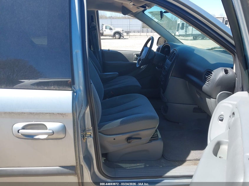 2005 Dodge Caravan Sxt