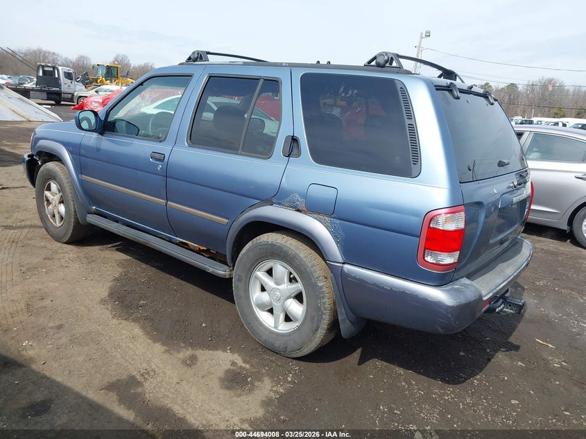 2001 Nissan Pathfinder Le