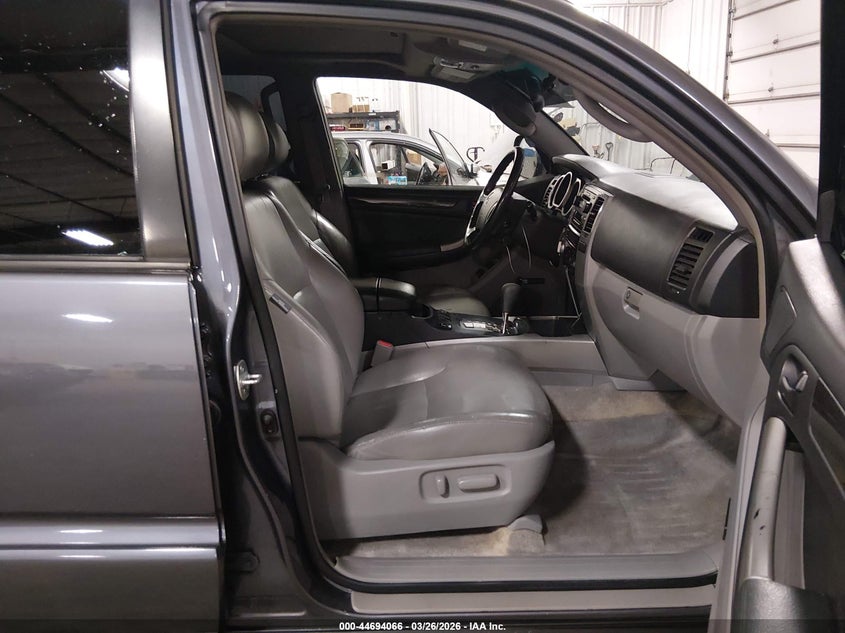 2003 Toyota 4Runner Limited V8