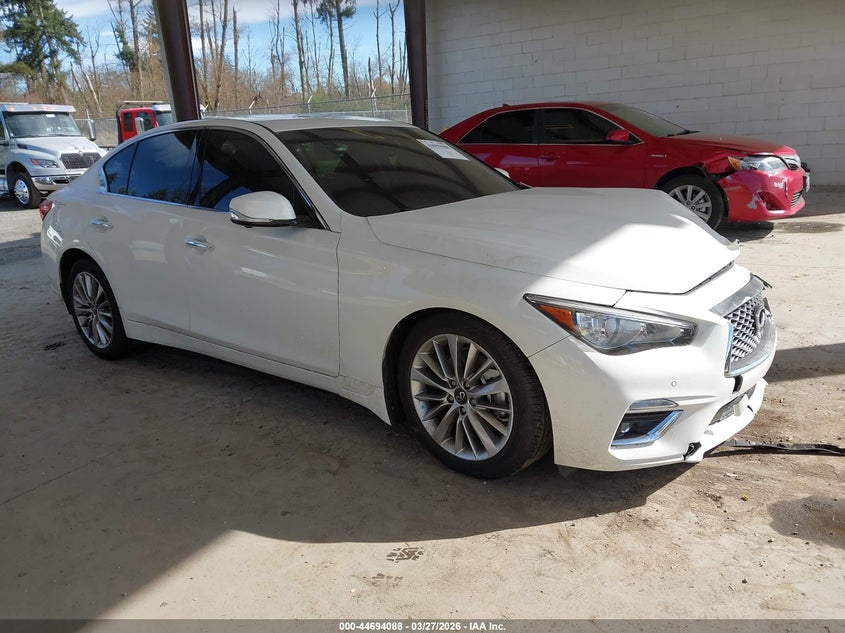 2022 Infiniti Q50 Luxe Awd