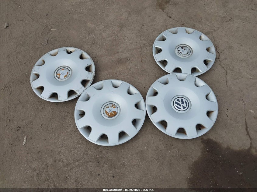 1999 Volkswagen Jetta Gl VIN: 3VWRC29M1XM113718 Lot: 44694091