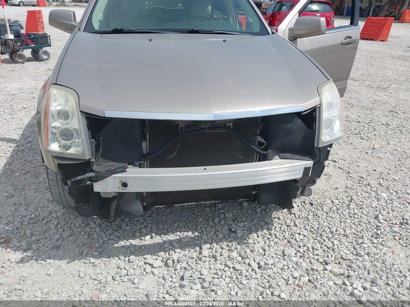 2004 Cadillac Srx Standard VIN: 1GYDE637440123296 Lot: 44694107