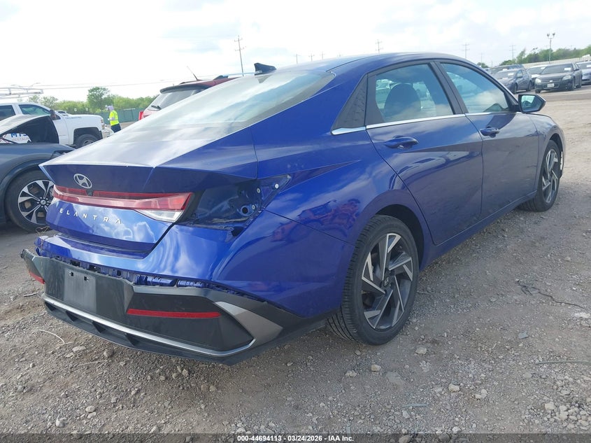 2025 Hyundai Elantra Sel Convenience