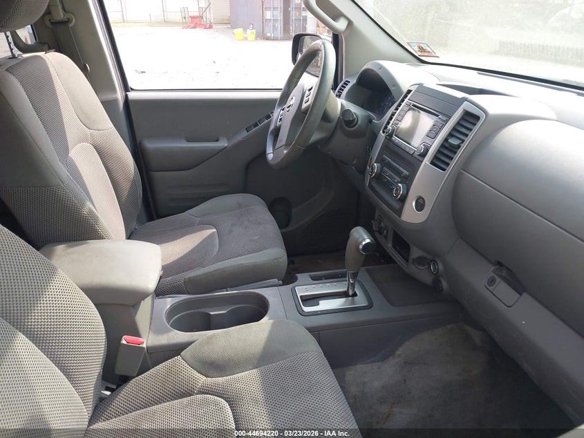 2016 Nissan Frontier Sv