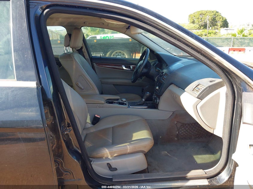 2008 MERCEDES-BENZ C 300 auction photo 5
