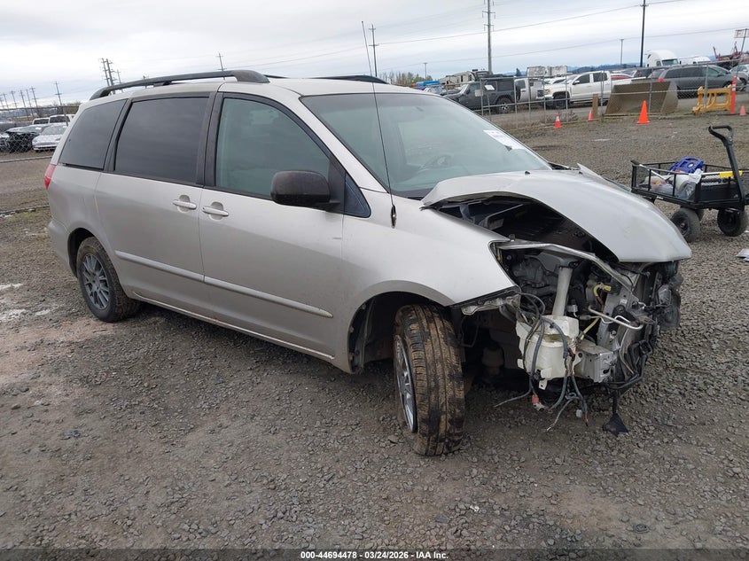 2008 Toyota Sienna Le