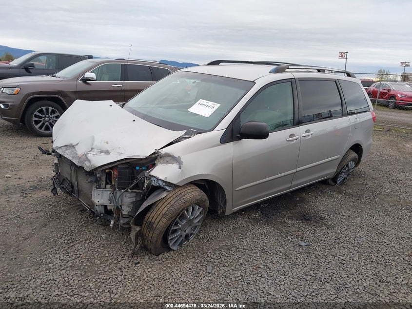 2008 Toyota Sienna Le