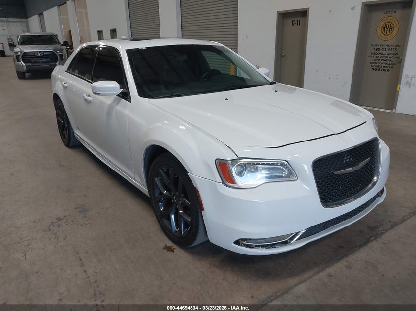 2017 Chrysler 300 300S Alloy Edition
